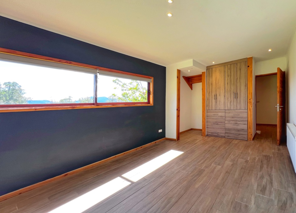 VENTA | Casa 4D3B con Cabaña 2D1B  | Km. 8,5 camino Pucon Villarrica