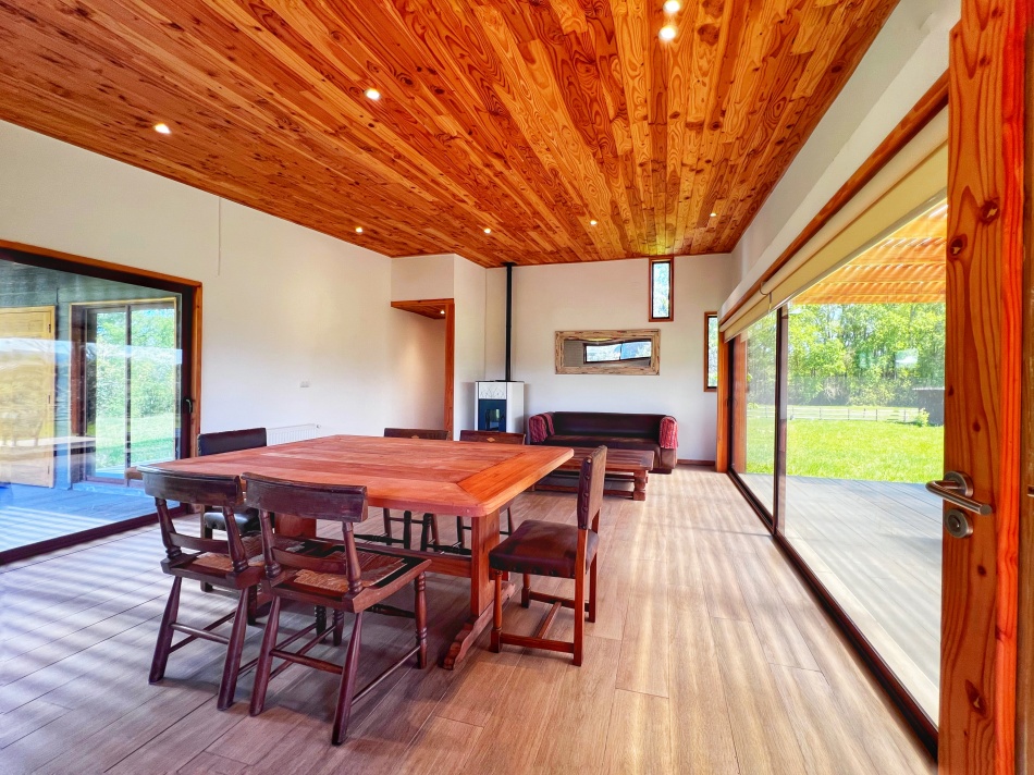 VENTA | Casa 4D3B con Cabaña 2D1B  | Km. 8,5 camino Pucon Villarrica